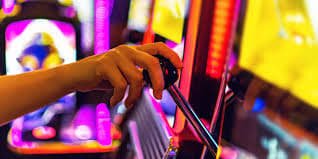 Live dealer baccarat table streamed on superph for Filipino players